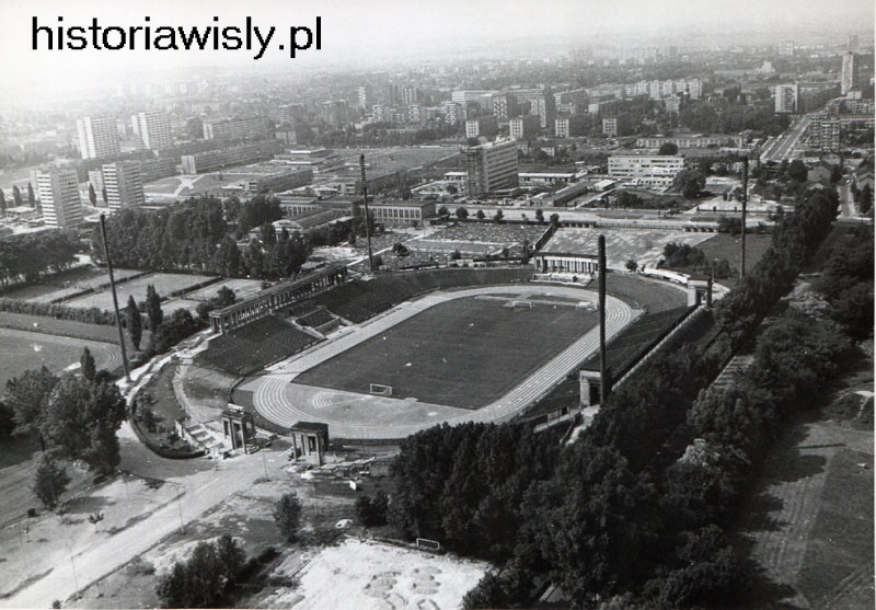 Obiekt Białej Gwiazdy z lat 70, na którym odbyły sie oficjalne mecze m.in. z NRD, Turcją i Islandią.