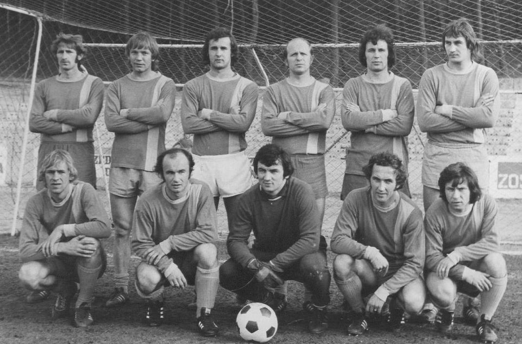 Arka w 1975 Kwiatkowski Tandecki Kupcewicz Klinski Dybicz Pietrzykowski Mikulski Kucewicz Zbi Zemojtel Bielinski Wisniewski Bogdan